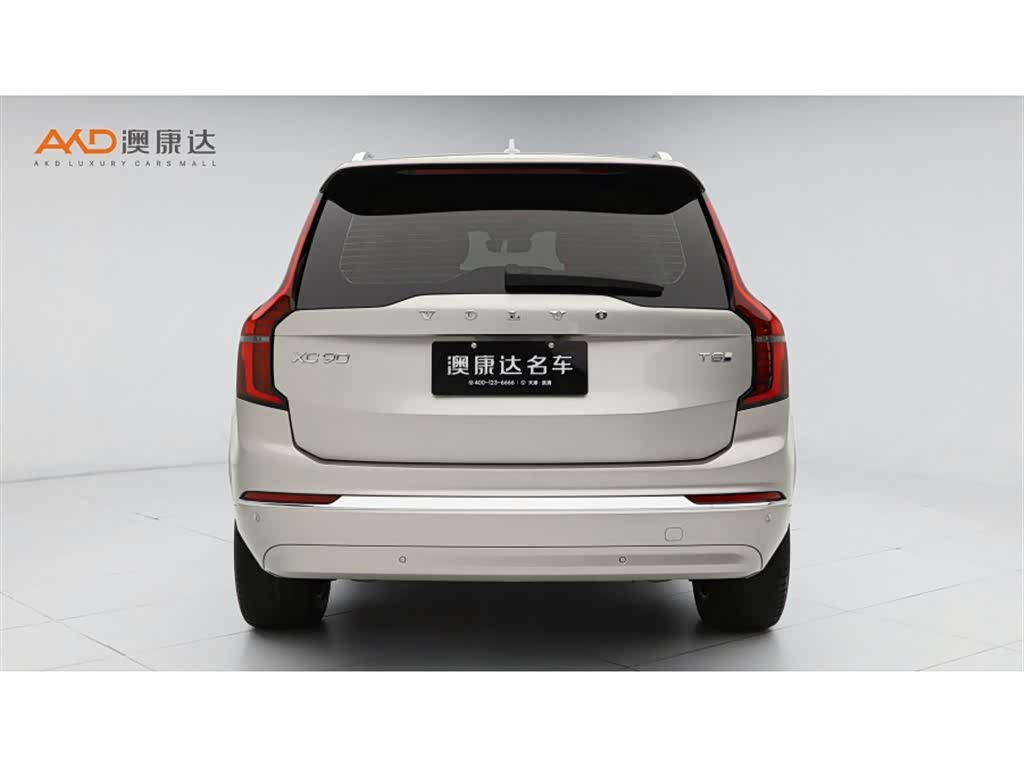Volvo XC90, 2025 4