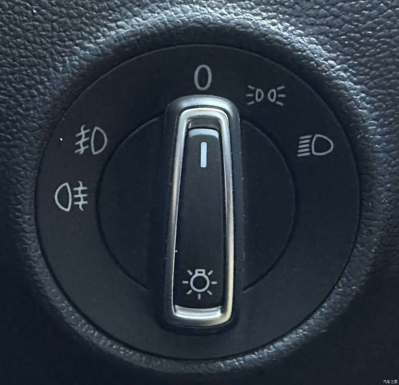 Volkswagen T-ROC, 2022 16