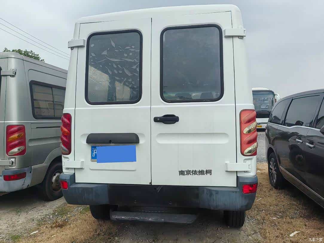 Iveco A32, 2015 все фото