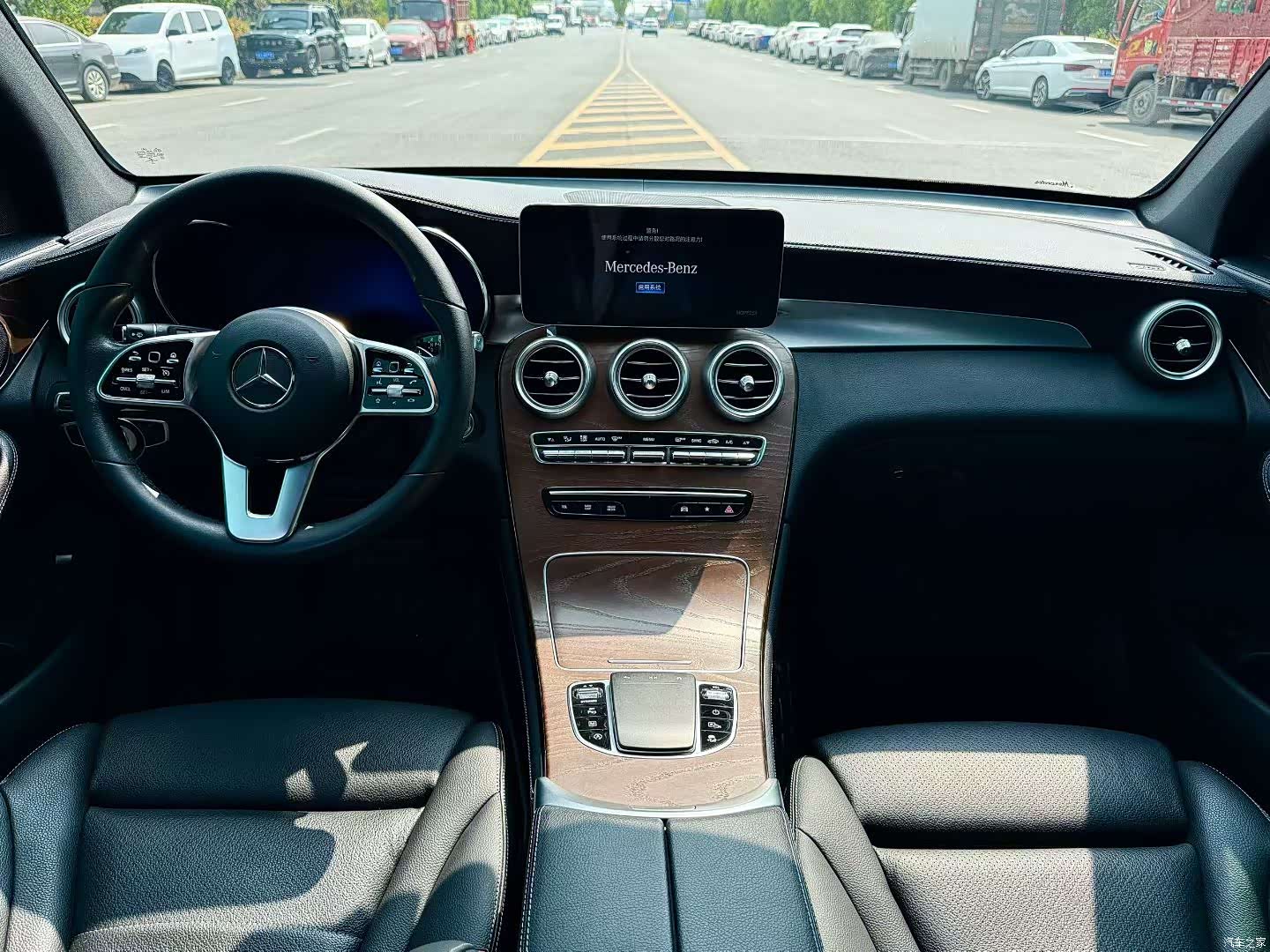Mercedes-Benz GLC, 2020 все фото