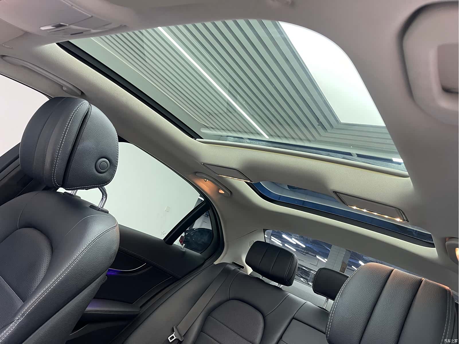 Mercedes-Benz C-Class, 2020 14