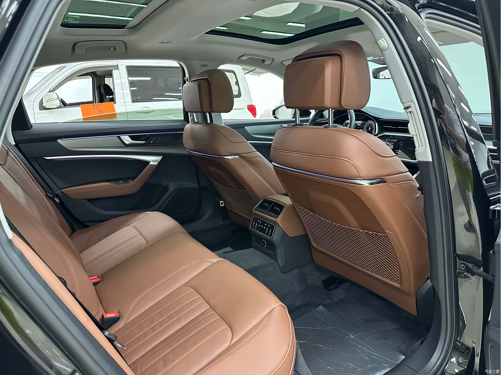 Audi A6L, 2022 10