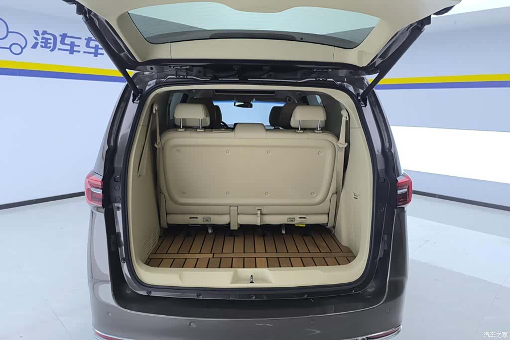 Buick GL8, 2023 4
