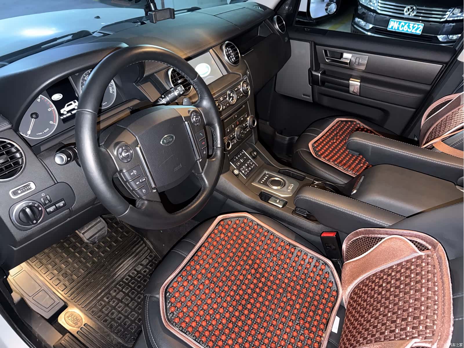 Land Rover Discovery, 2015 все фото