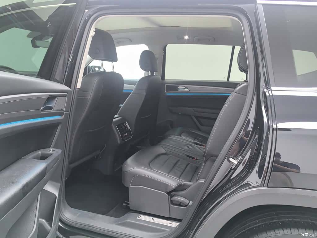 Volkswagen Teramont, 2018 15