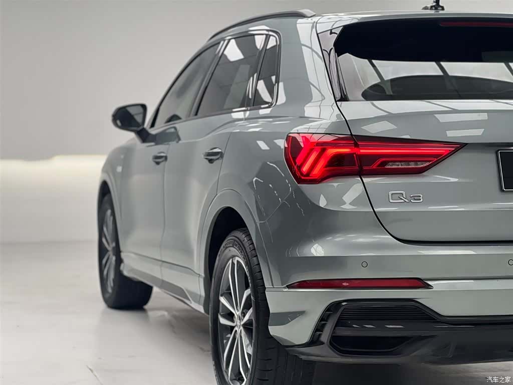 Audi Q3, 2022 18