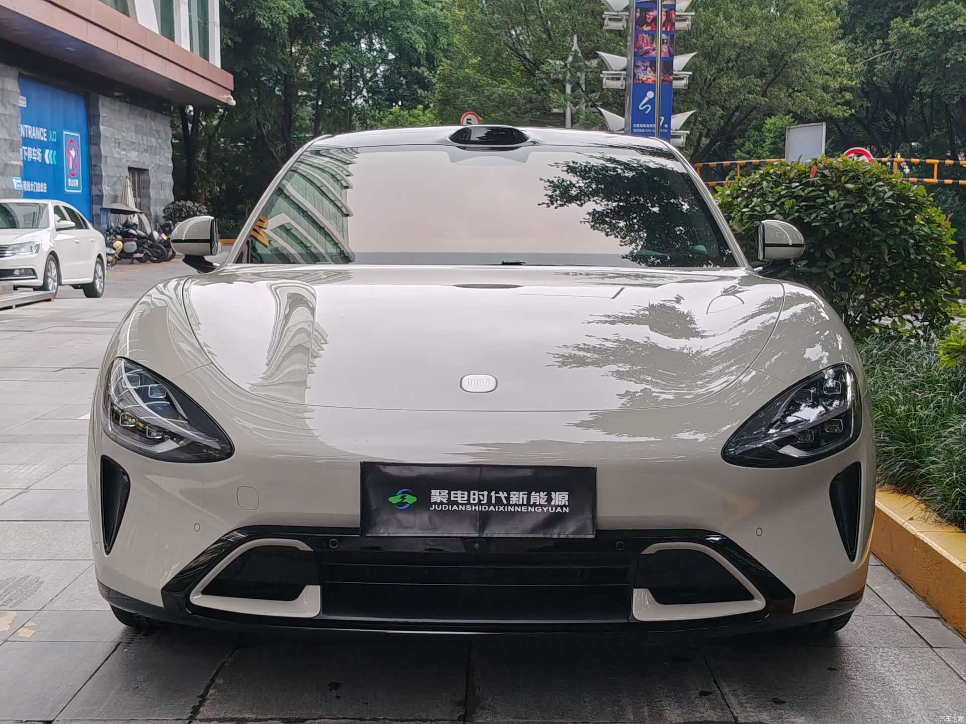 Xiaomi SU7, 2025 2