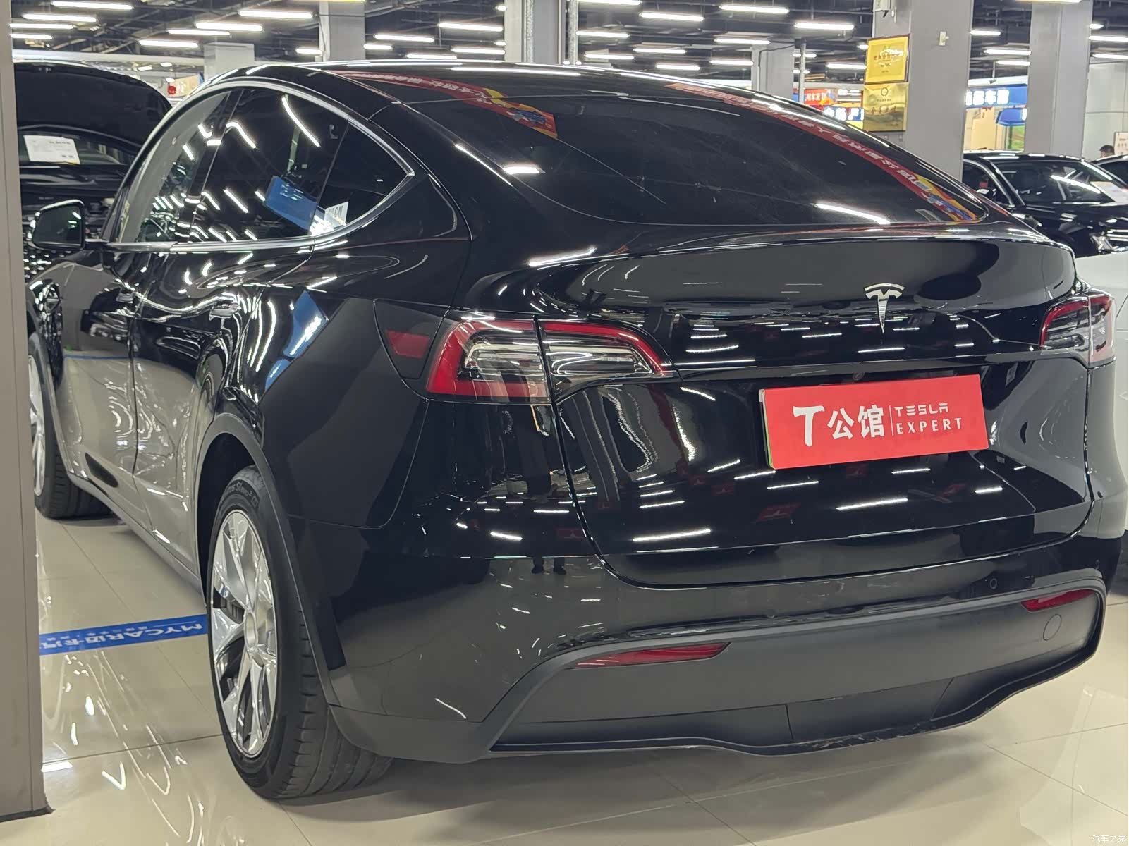 Tesla Model Y, 2022 7