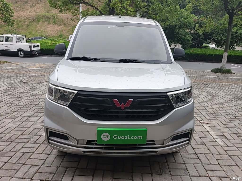 Wuling Hongguang, 2020 3