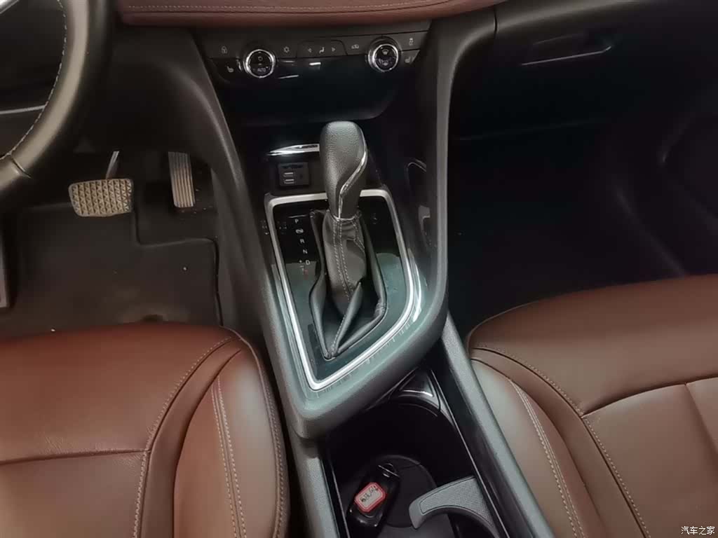 Buick GL6, 2018 14