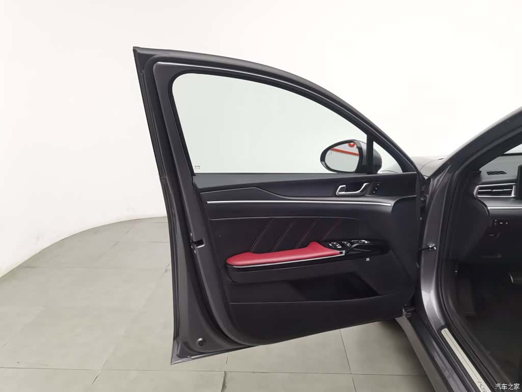 Kia K5, 2022 8