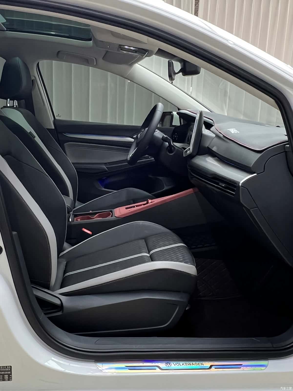 Volkswagen Golf, 2025 20