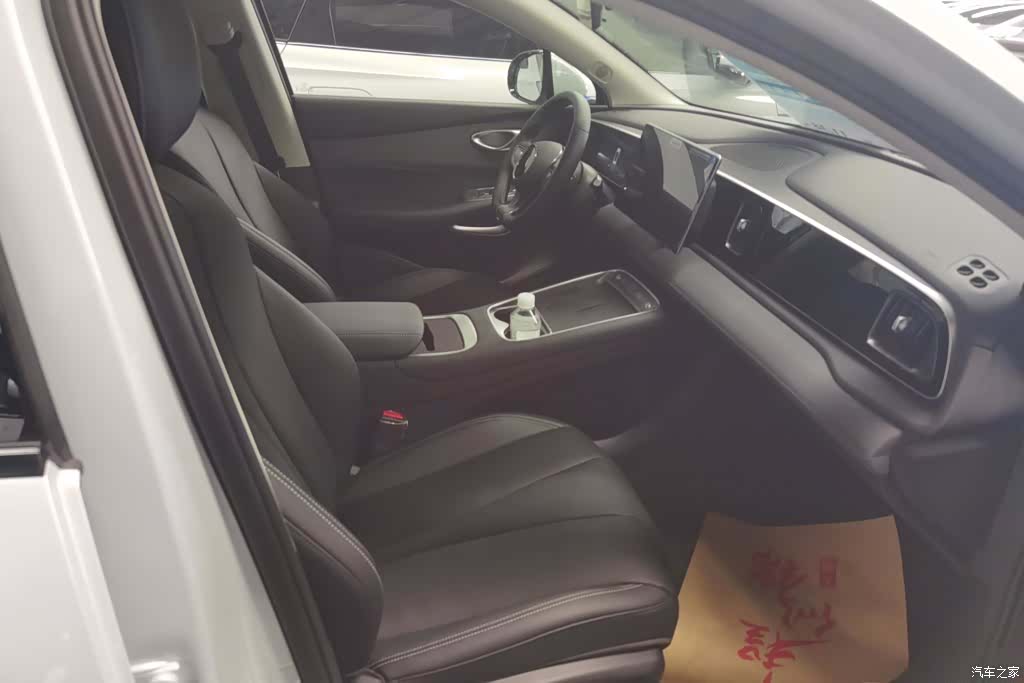 BYD HiAce, 2026 8