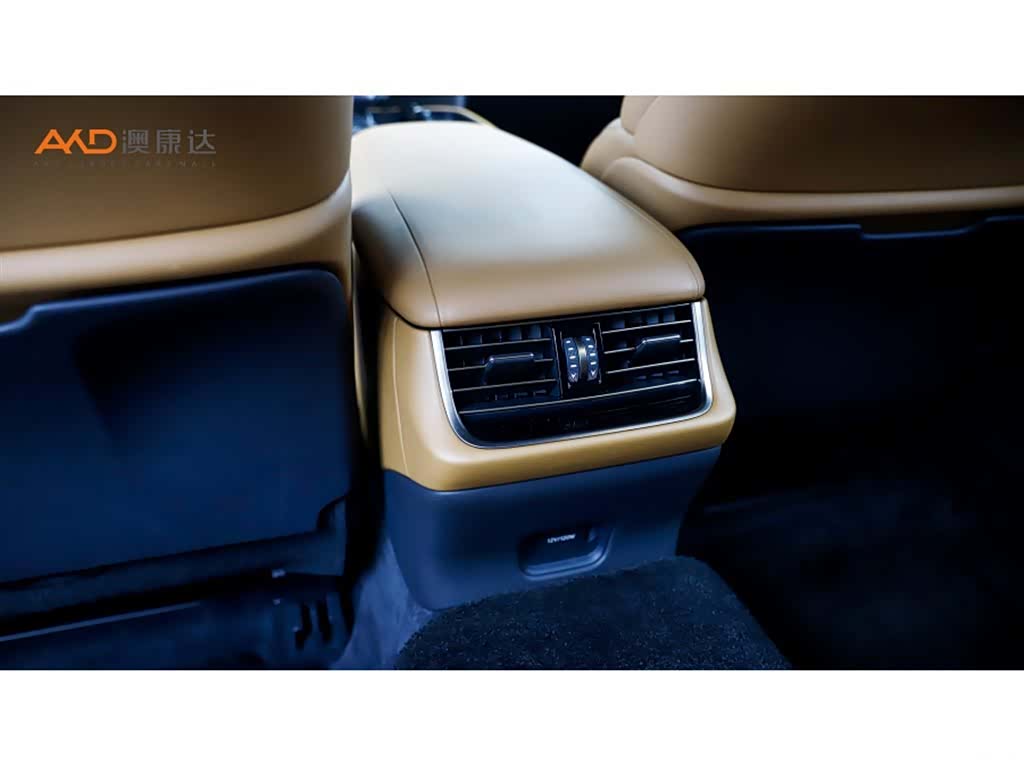 Lexus LS, 2021 9