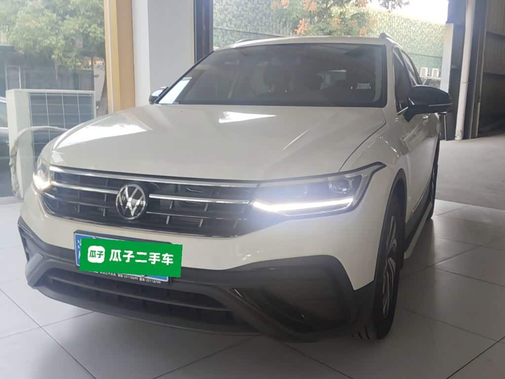 Volkswagen Tiguan L L 2025 300TSI AT