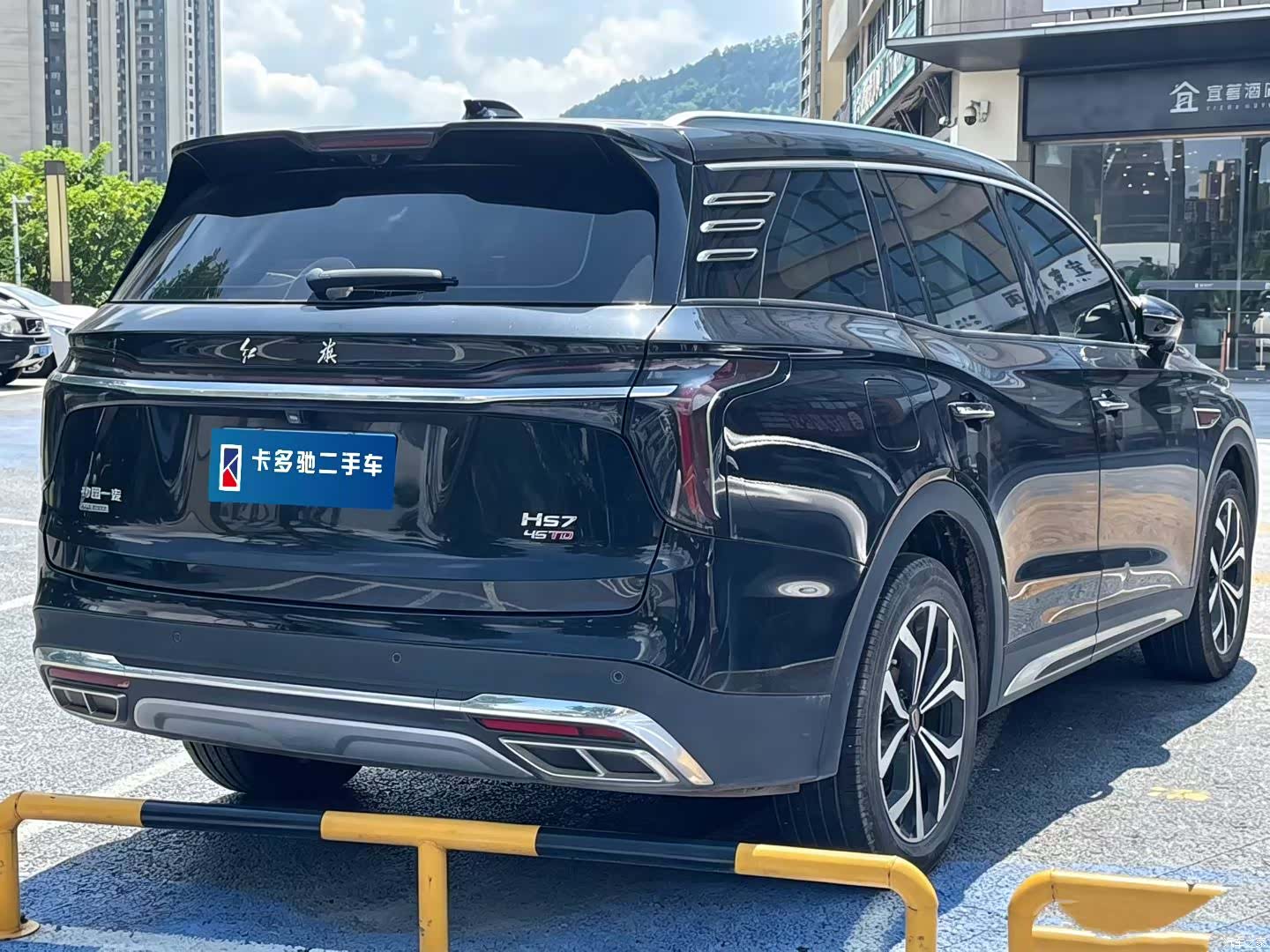 Hongqi HS7, 2025 9