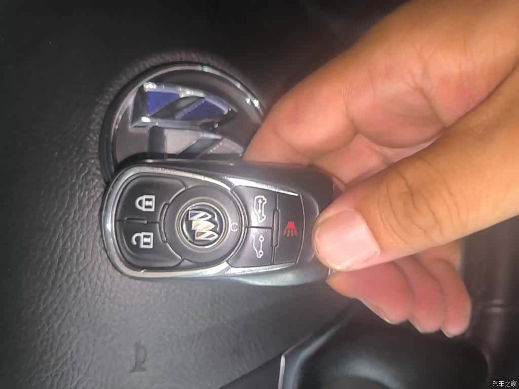 Buick GL8, 2022 9