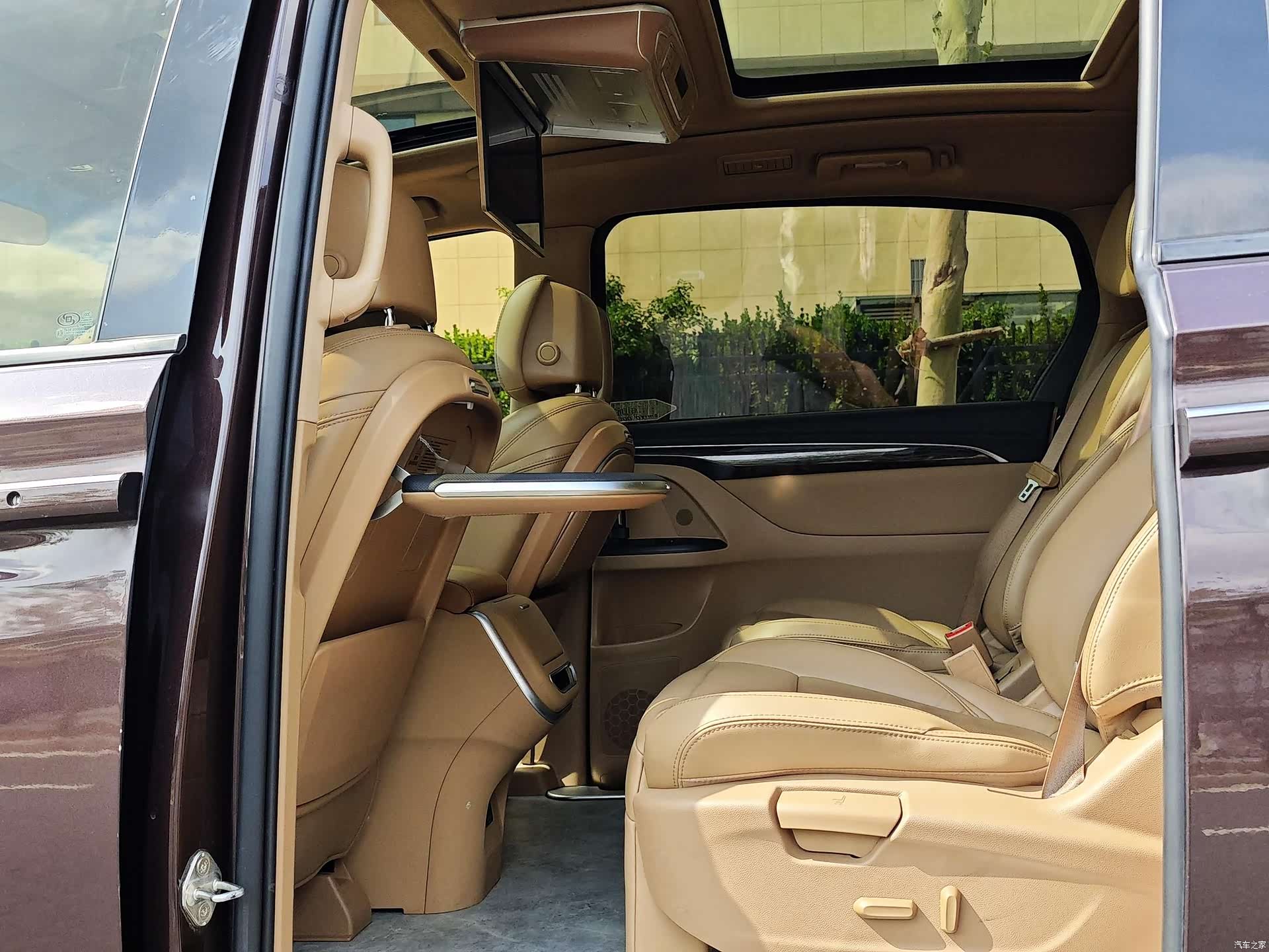 Buick GL8, 2018 10