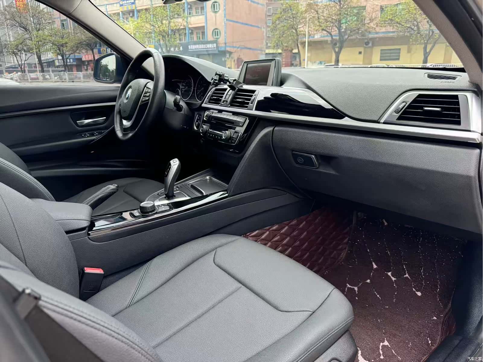 BMW 3 Series, 2017 16