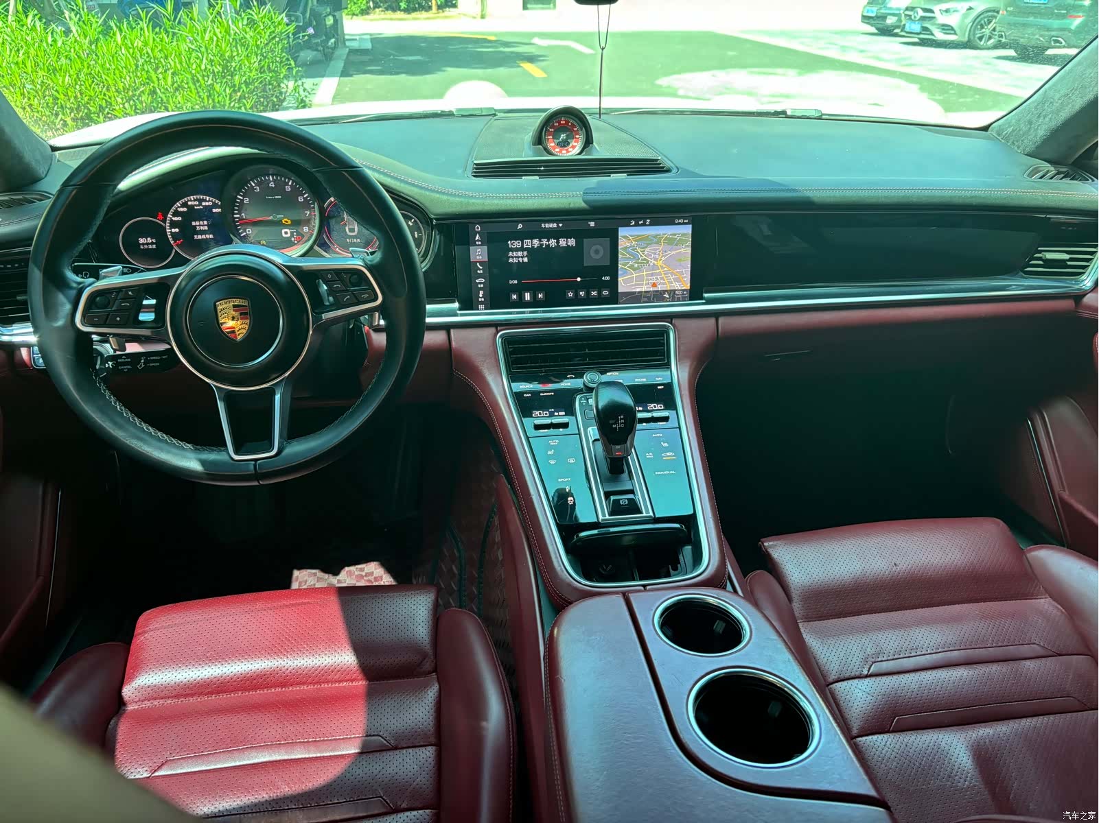 Porsche Panamera, 2021 11