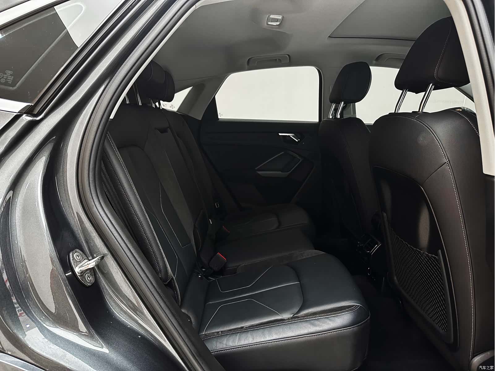 Audi Q3, 2023 16