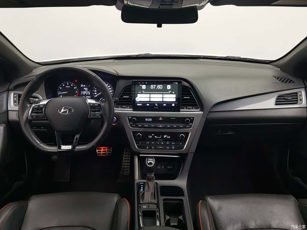 Hyundai Sonata, 2016 все фото