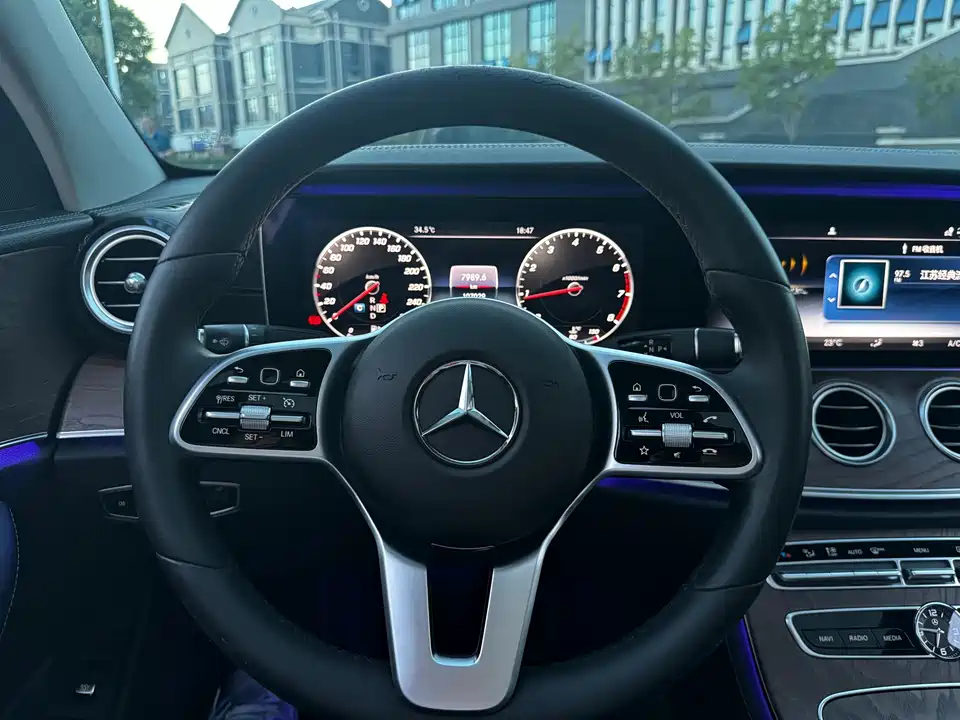 Mercedes-Benz E-class Mercedes-Benz E-class