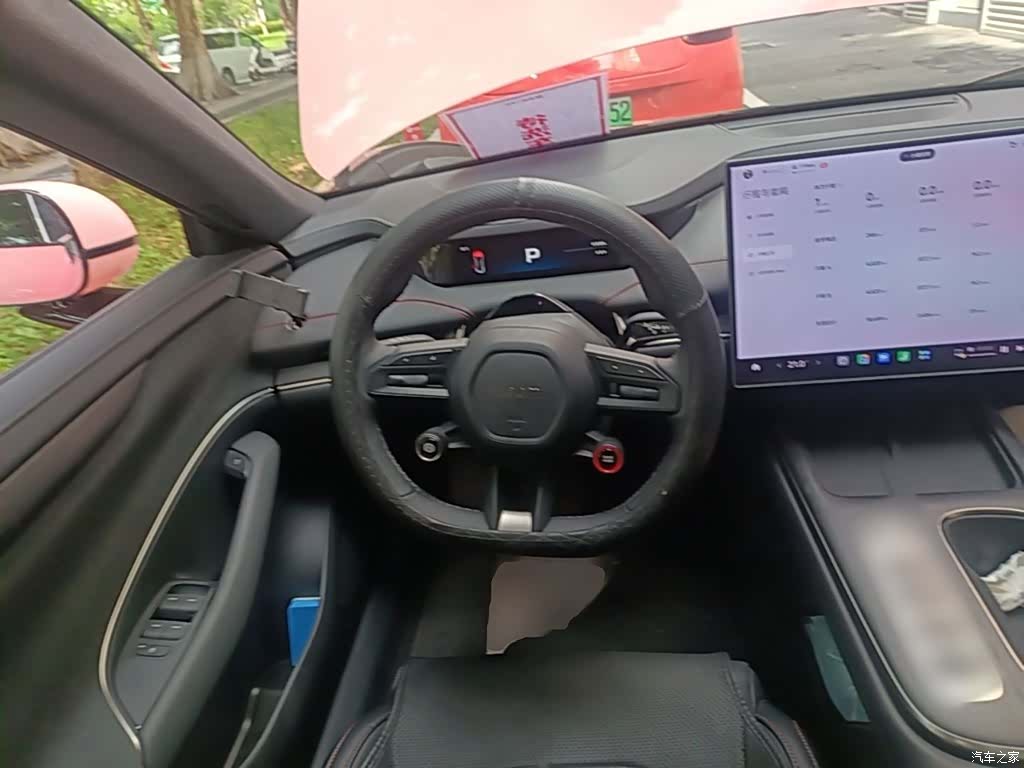 Xiaomi SU7, 2025 11