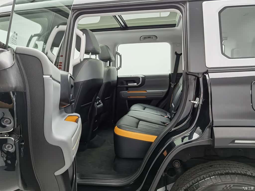 BAIC BJ40, 2024 15