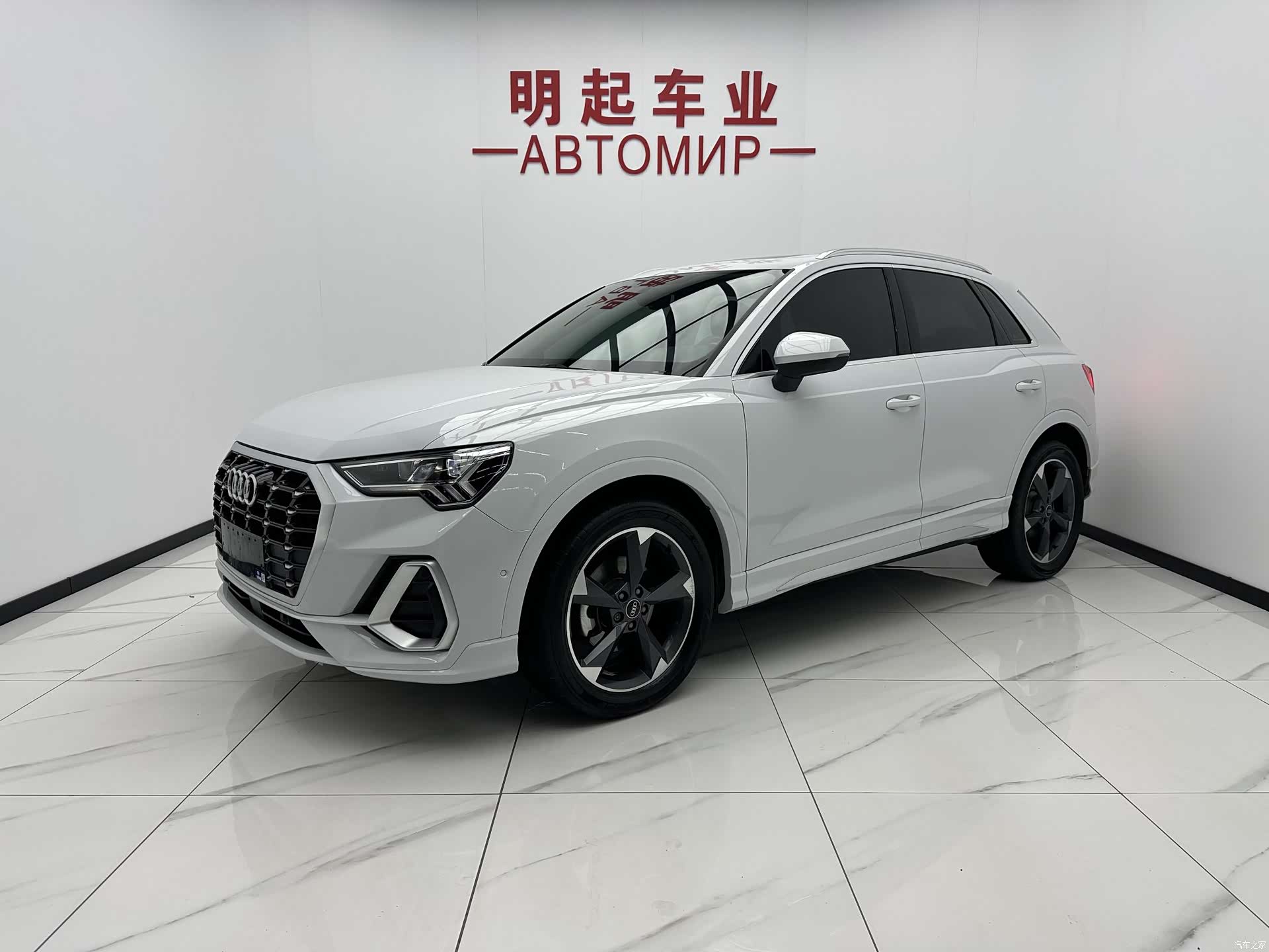 Audi Q3, 2022 1