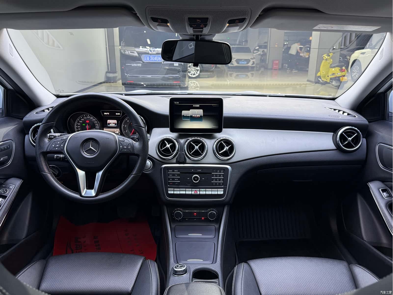 Mercedes-Benz GLA, 2016 7