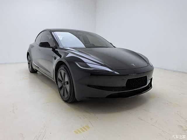 Tesla Model 3, 2024 3