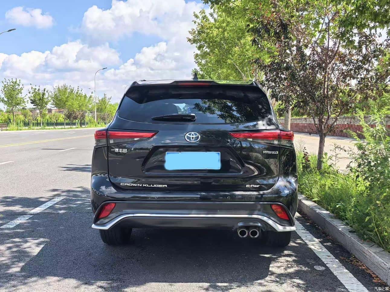 Toyota Crown, 2022 4