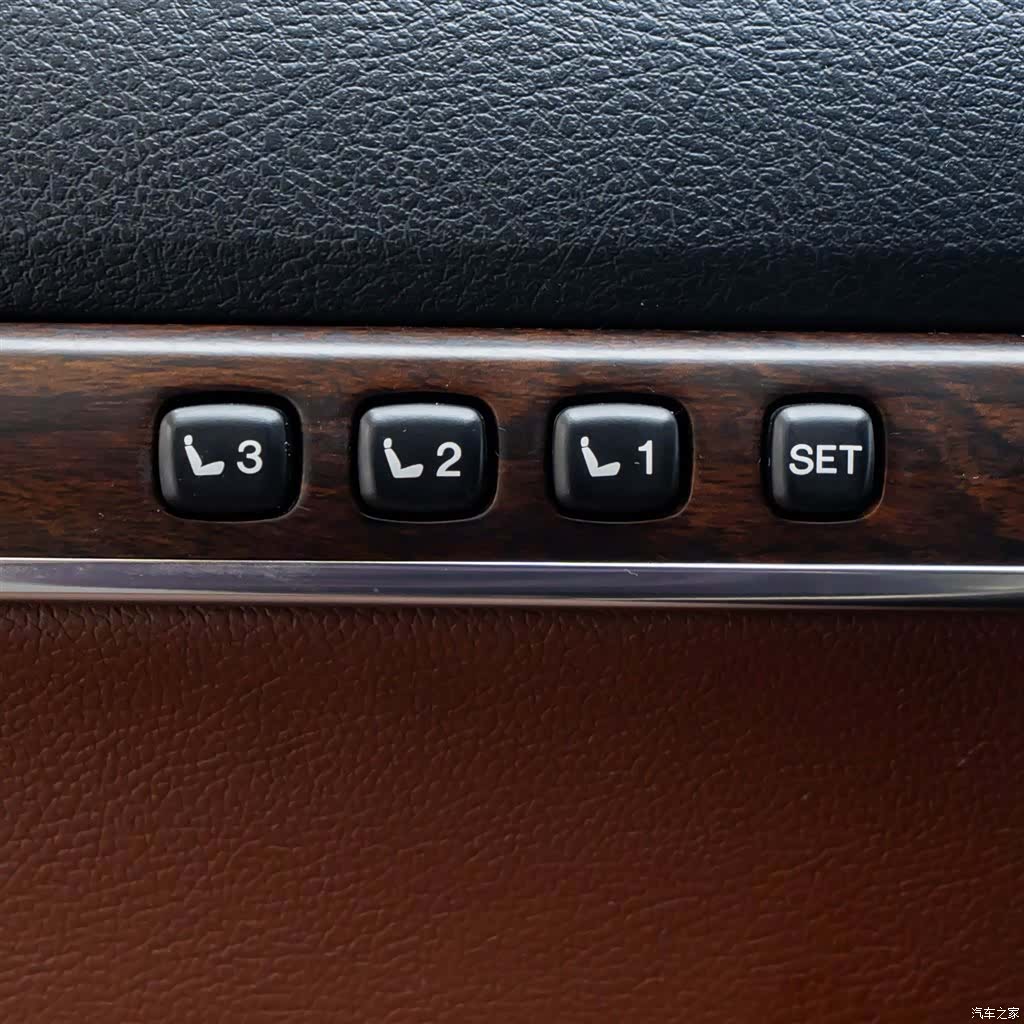 Toyota Land Cruiser, 2019 21