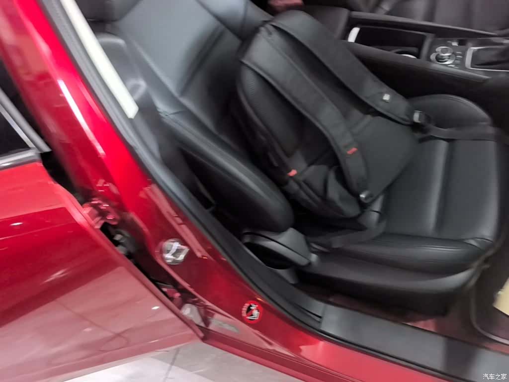 Mazda Atenza, 2017 25