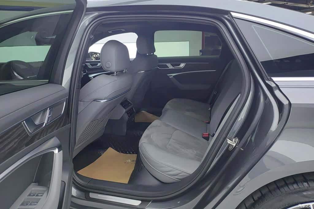 Audi A6L, 2023 11