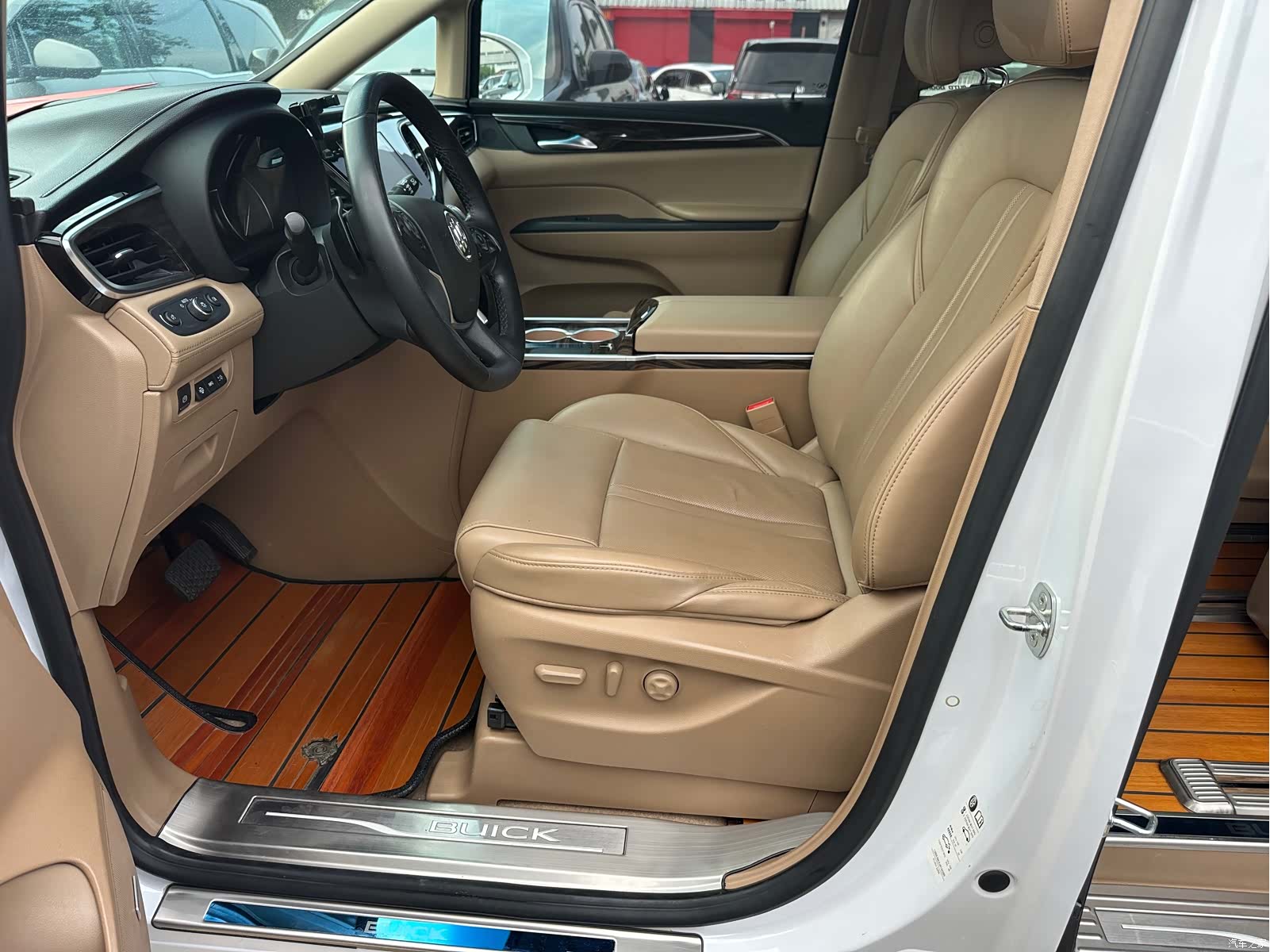 Buick GL8, 2019 9