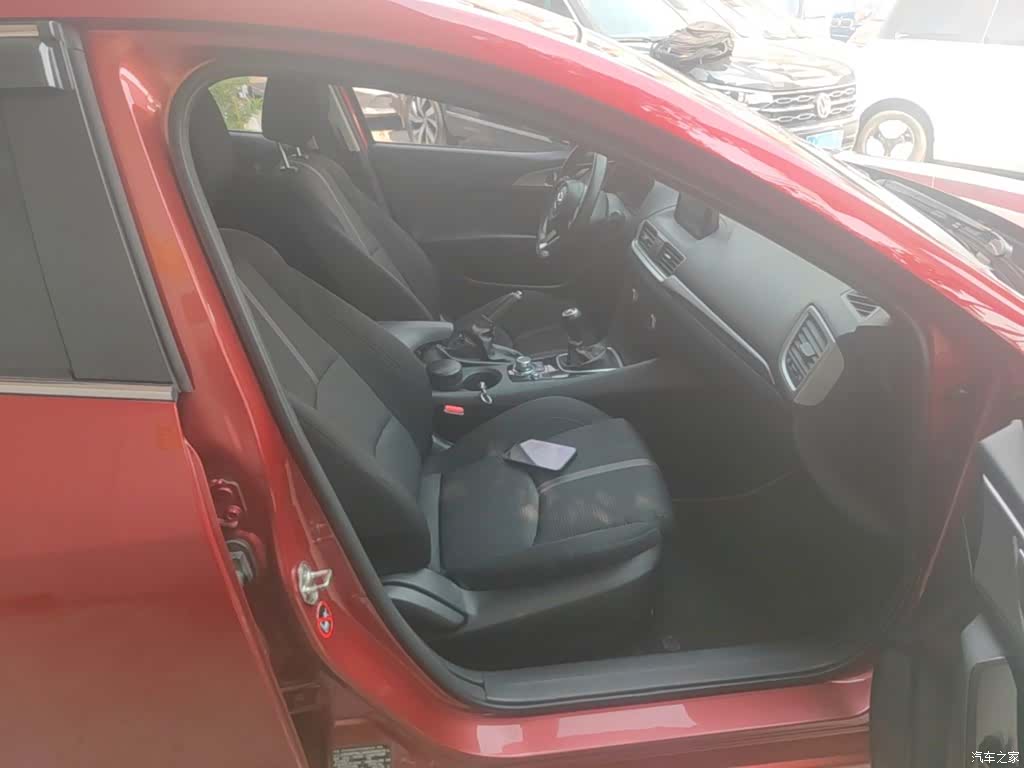 Mazda Mazda3, 2019 25