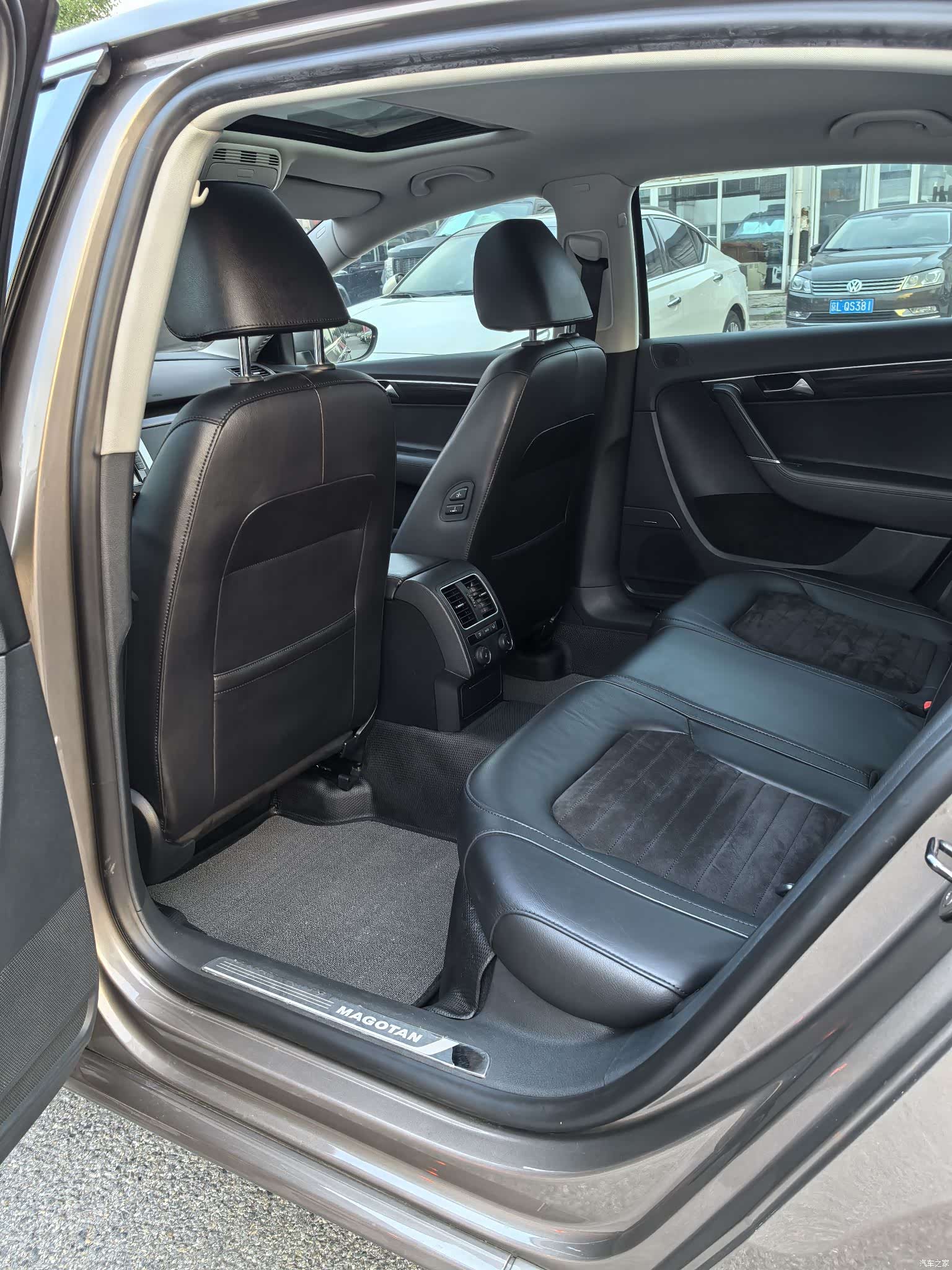 Volkswagen Magotan, 2014 11