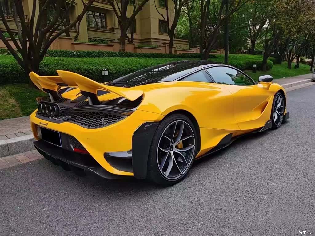 McLaren 720S, 2021 все фото