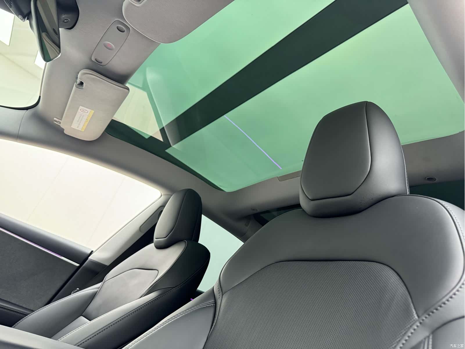 Tesla Model 3, 2023 16