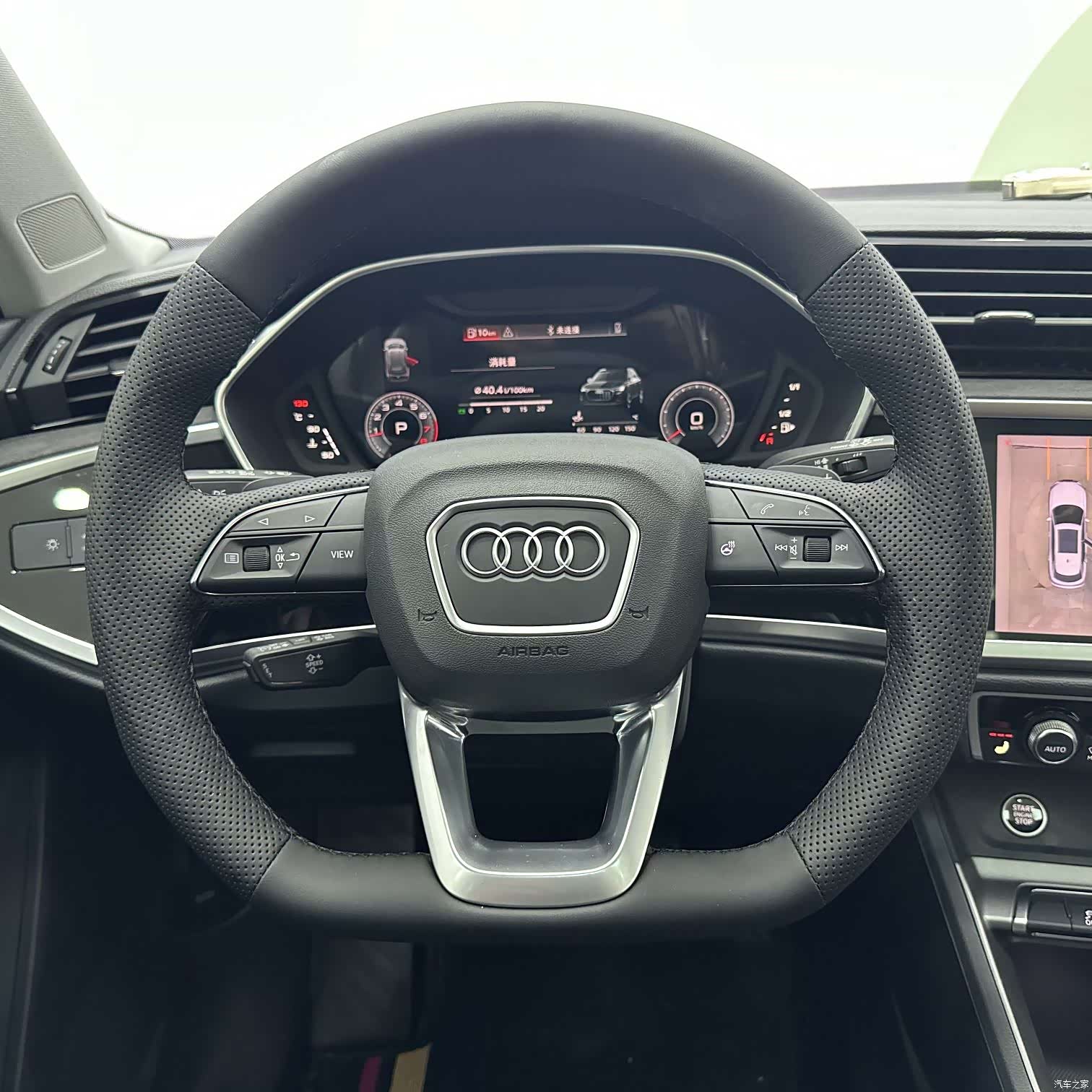 Audi Q3, 2023 12