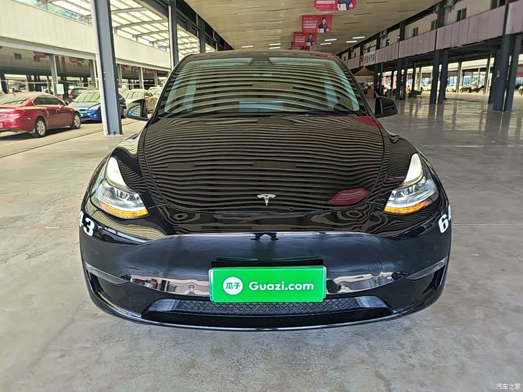 Tesla Model Y, 2022 3