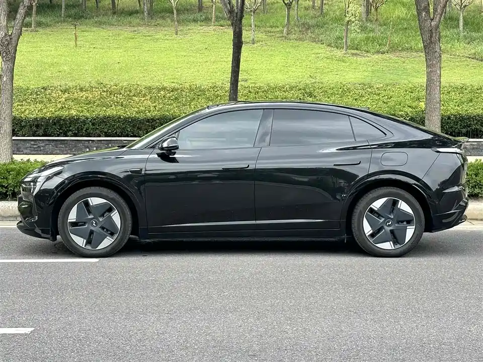 NIO L60 NIO L60