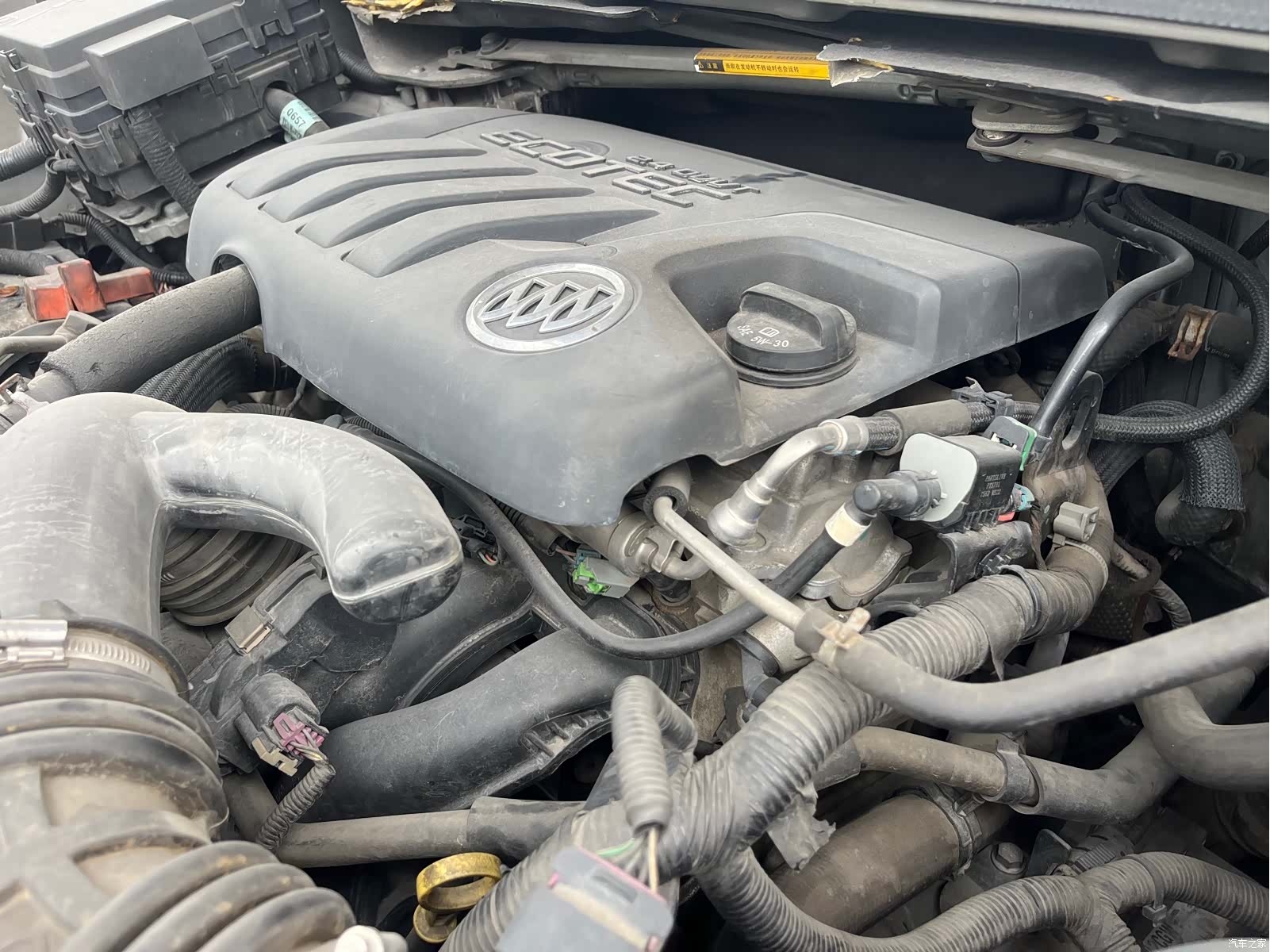 Buick GL8, 2012 14