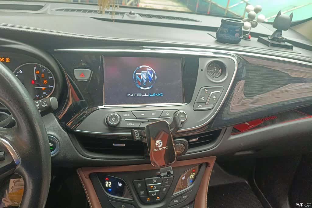 Buick Envision Plus, 2019 13