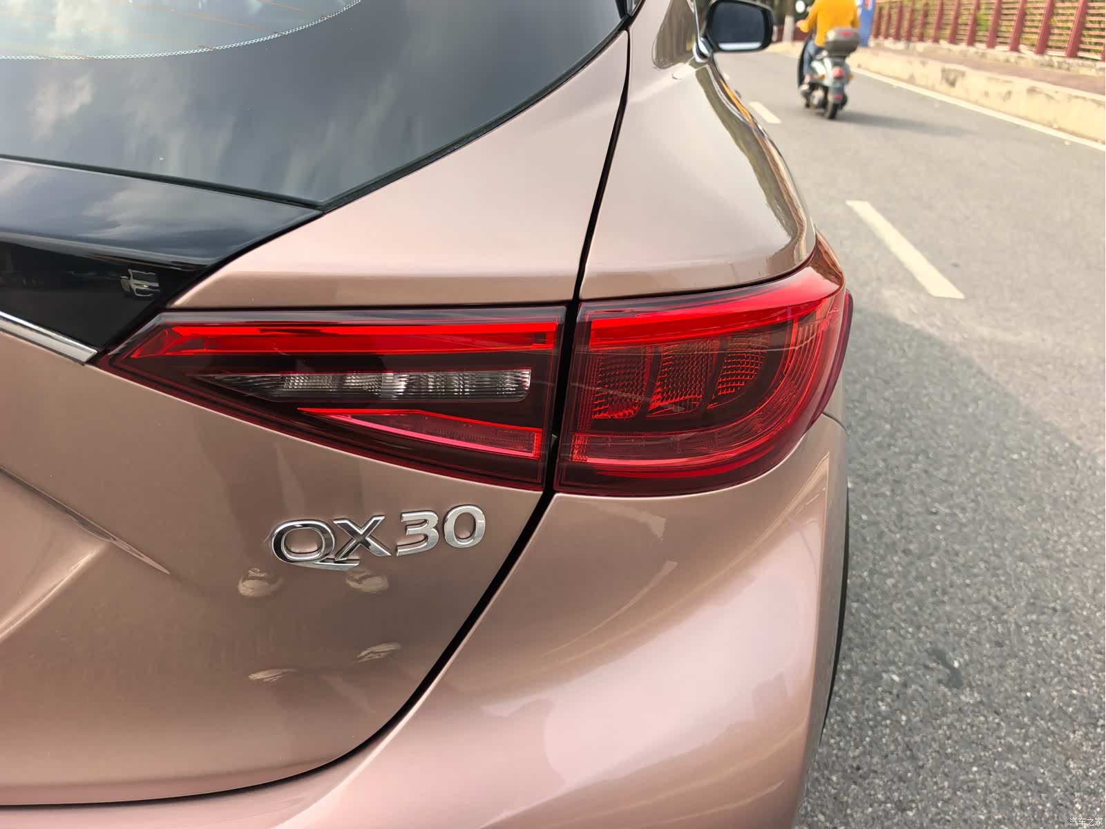 Infiniti QX30, 2018 18