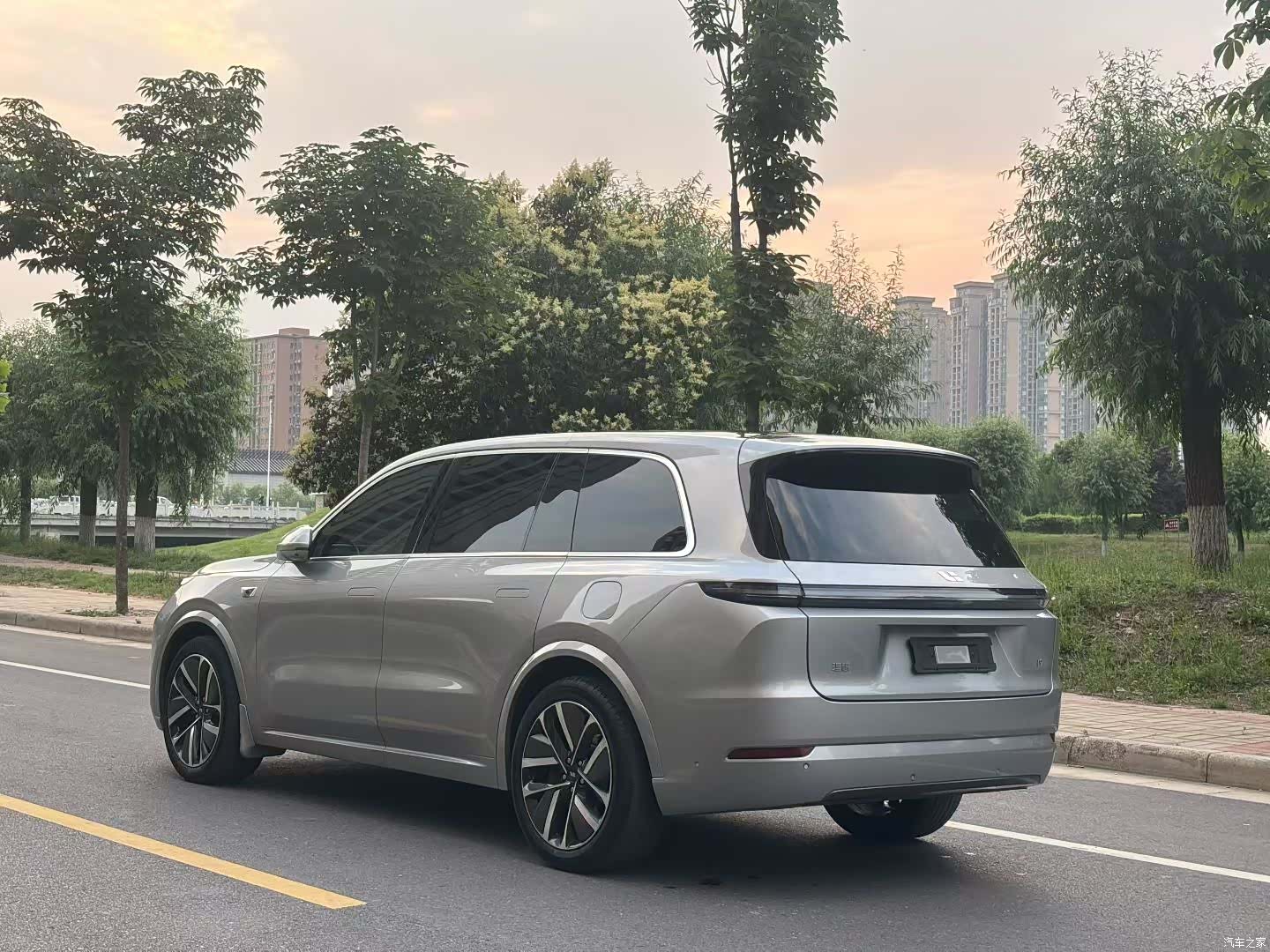 Li Auto L9, 2023 7