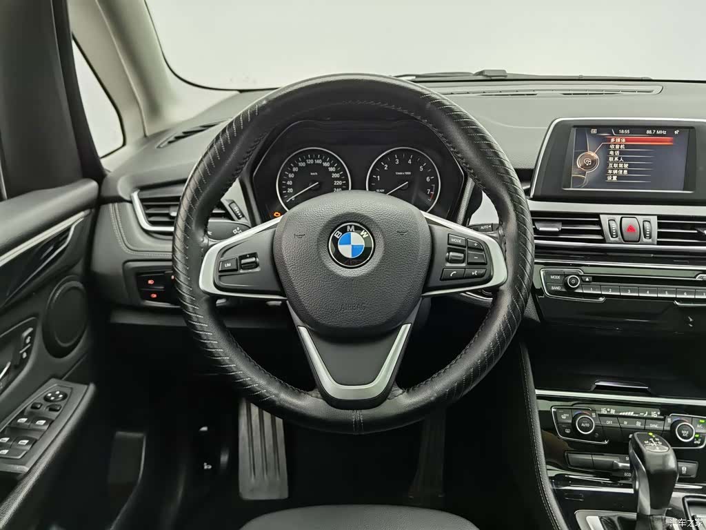 BMW 2 Series, 2015 11