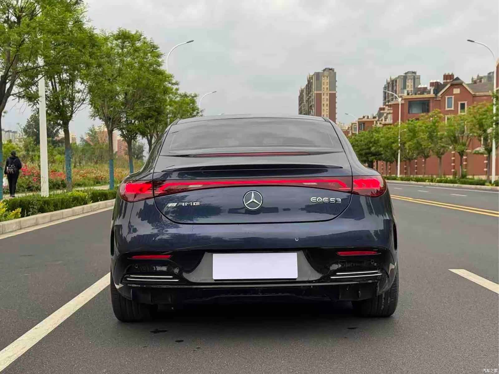 Mercedes-Benz EQE, 2024 8